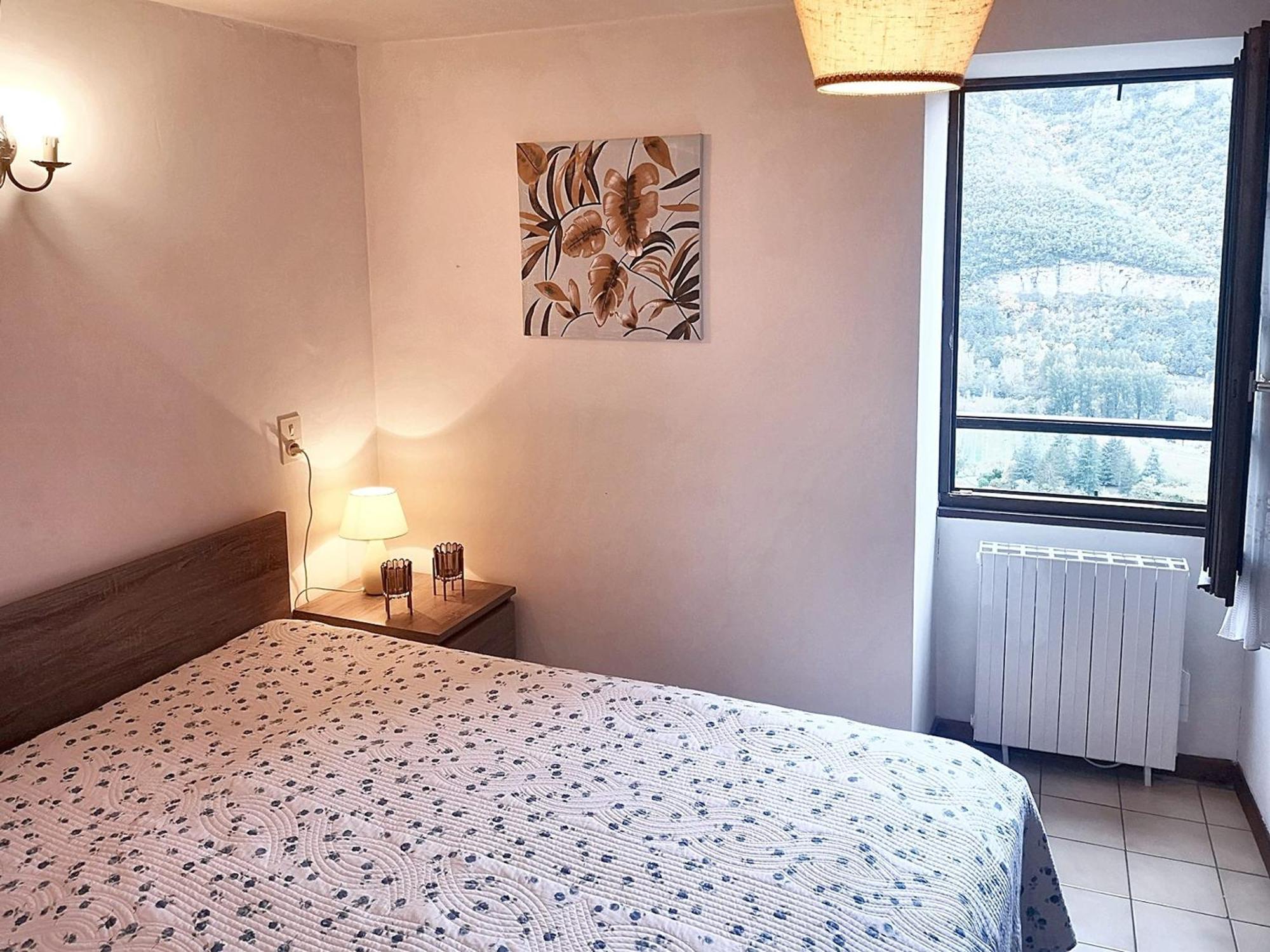 Maison Pittoresque A Mostuejouls Avec Vue Sur La Montagne 외부 사진